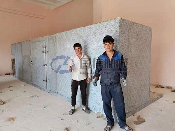 Kyrgyzstan persimmon drying site